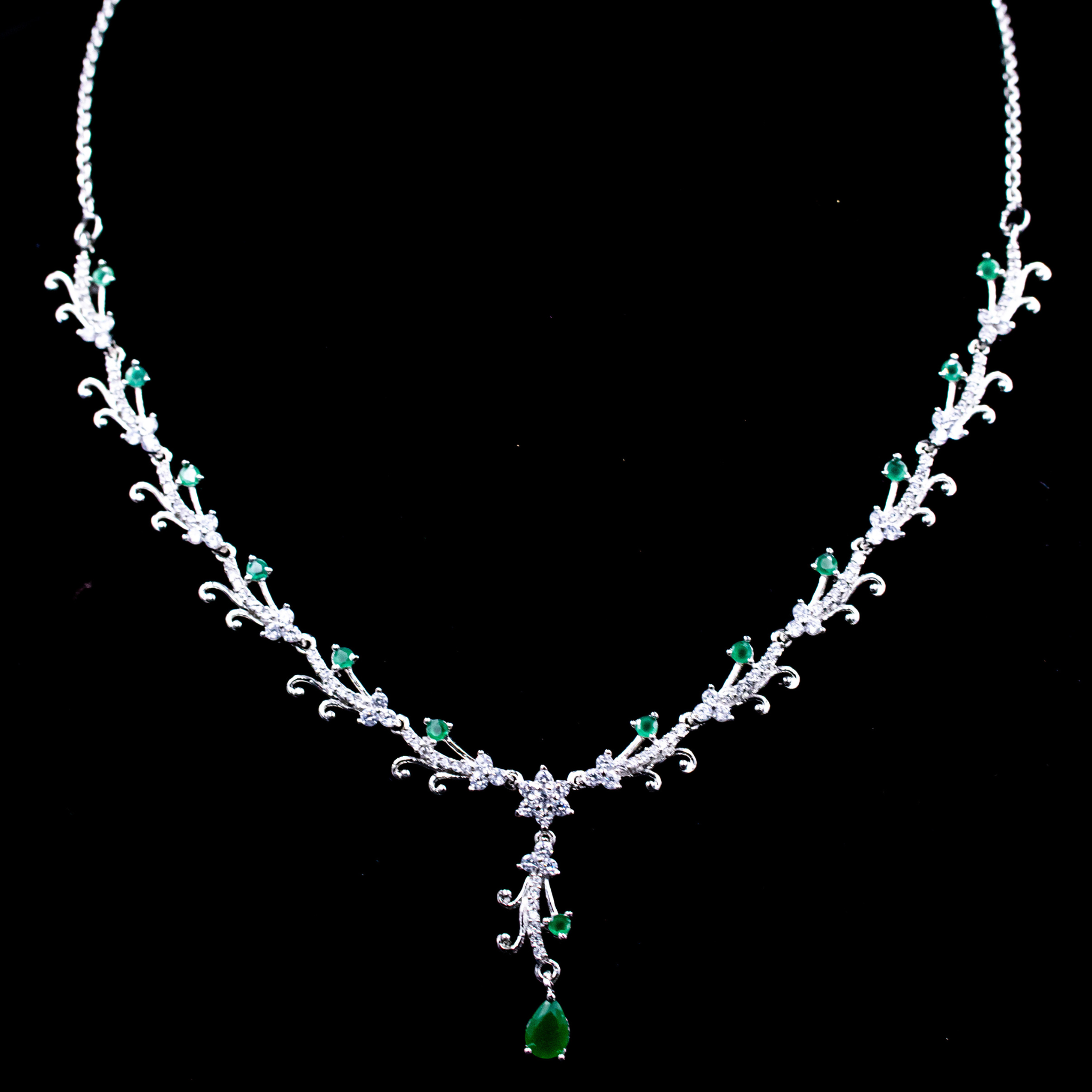 Emerald Serene Royale Set