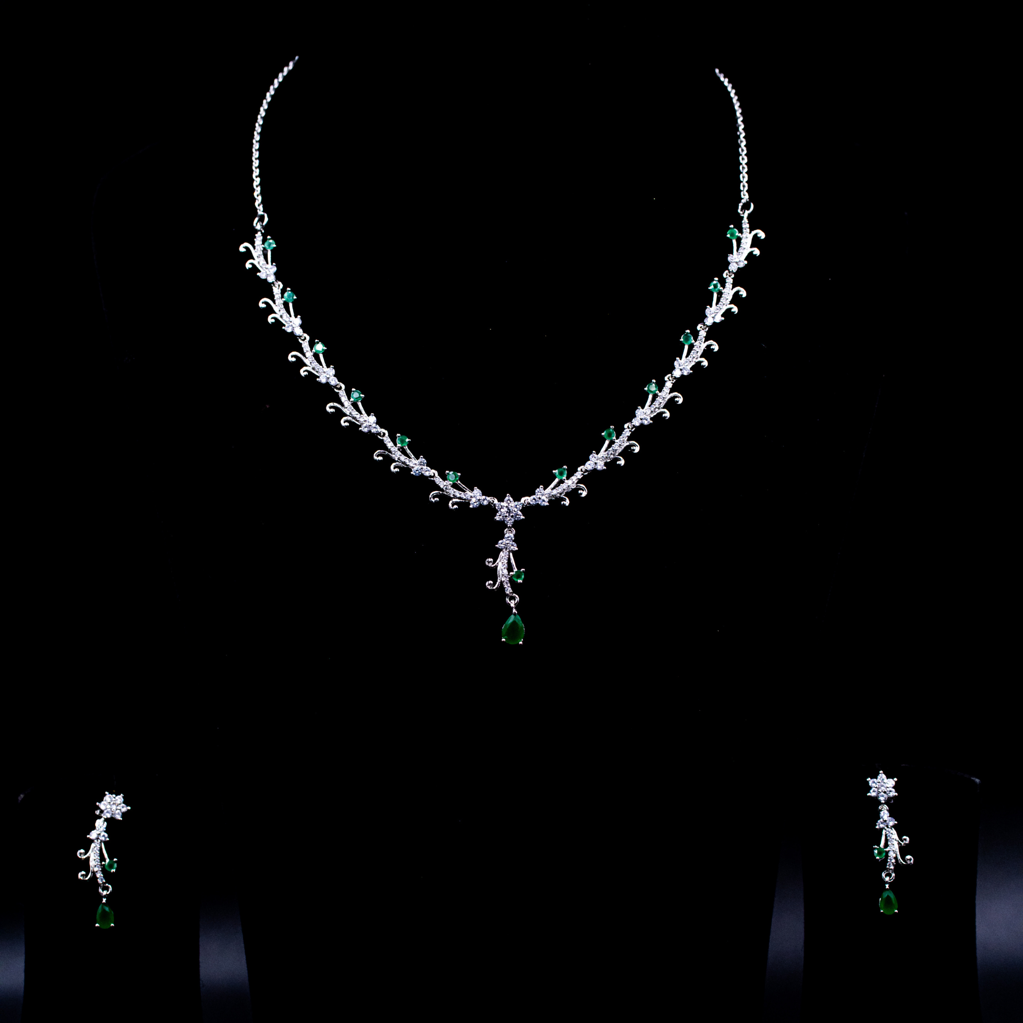 Emerald Serene Royale Set