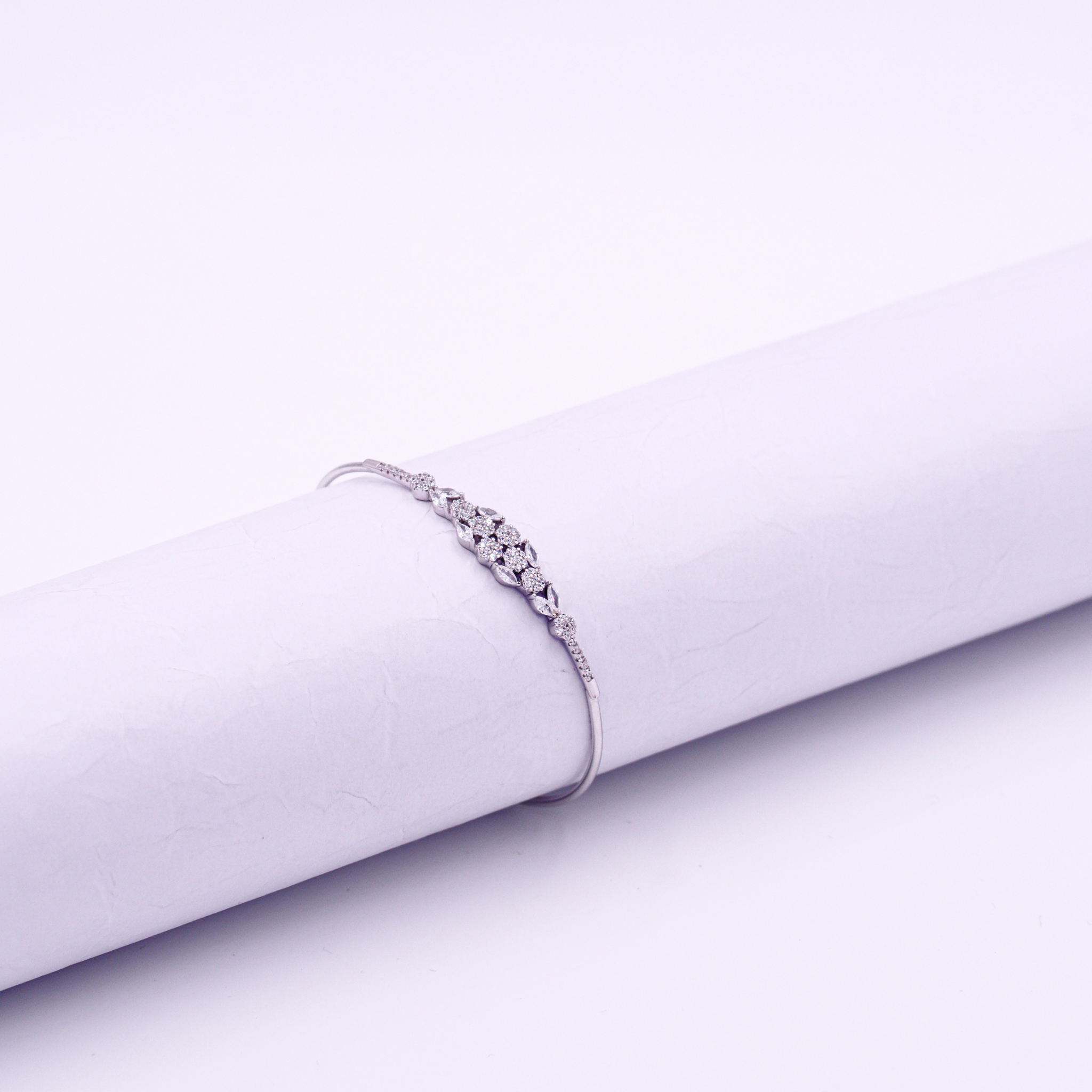 Celestia Cluster Cuff