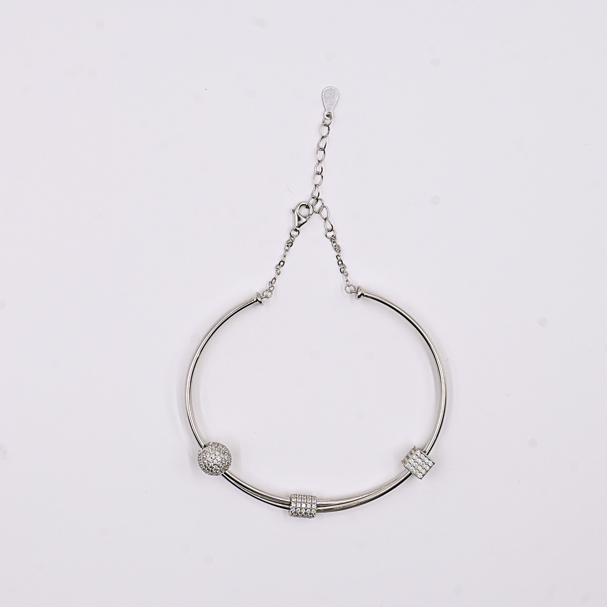 Lumiéra Pavé Orbit Bracelet