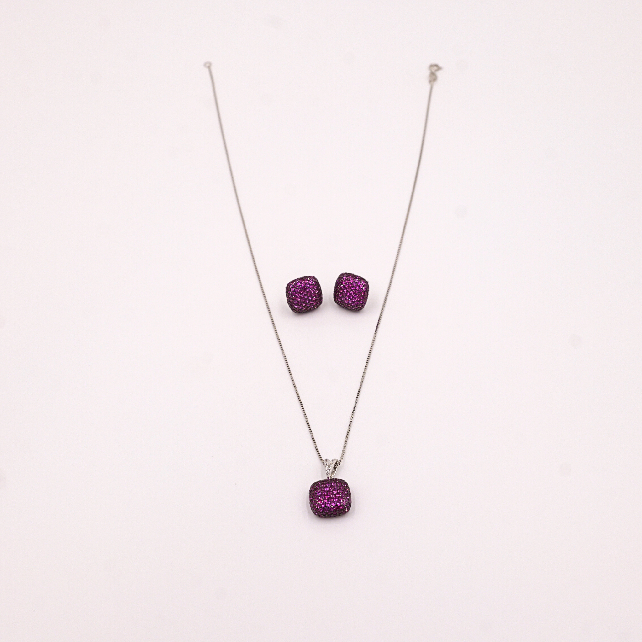 Plum Spark Cushion Pendant Set