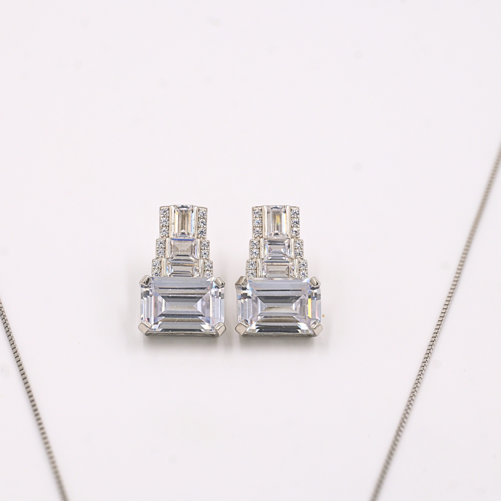 Prism Glow Pendant Set